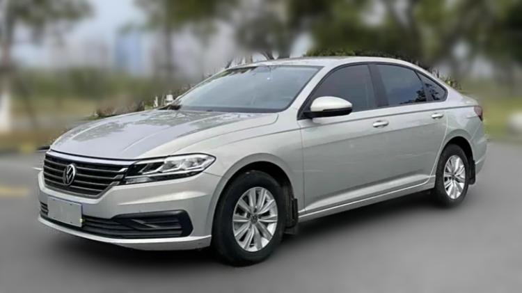 The Exterior of Used Lavida 2021